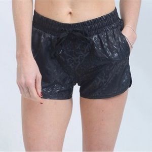 ZYIA Black Leopard Shorts Large